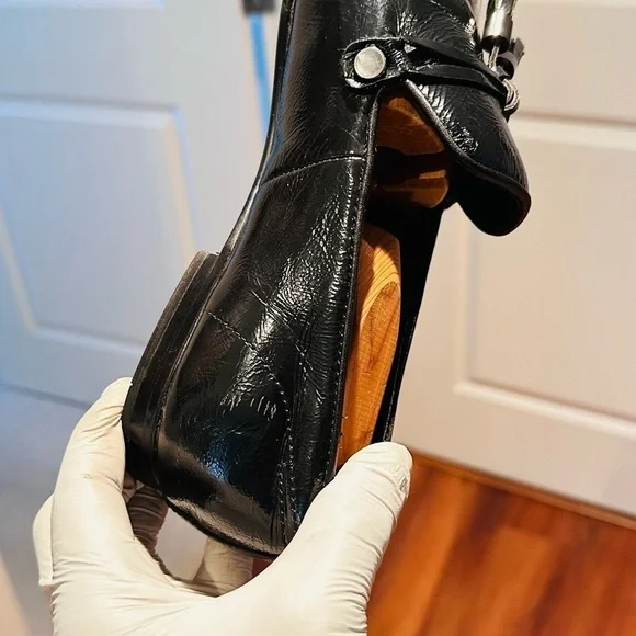 Aldo Tassel Patent Leather Loafers. - Picture 3 of 14